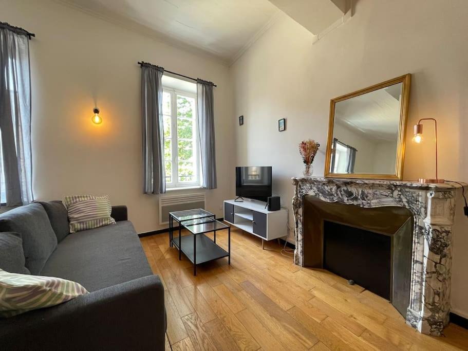 L'Appartement Tomey Avec Parking Carcassonne Extérieur photo